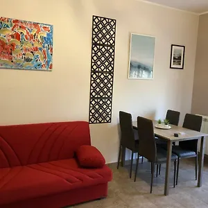A Casa Di Siria , Gela Italia